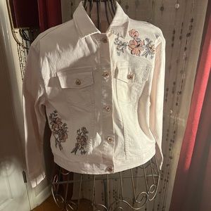CANDIES - Denim jacket with embroidered flowers and gold buttons.